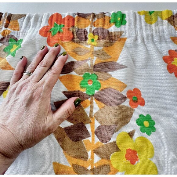 Vintage 1960s curtain valance, orange yellow brown flowers, tier panel, for 1 - Picture 6 of 10